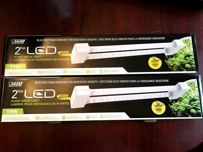 LED Grow Light for growing vegetables indoors without sunlight