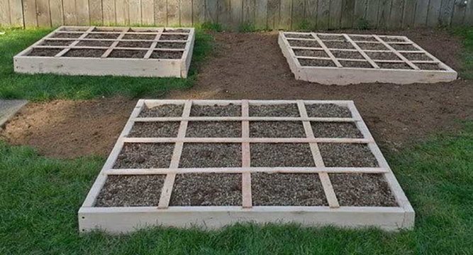square-foot-grid-garden-bed